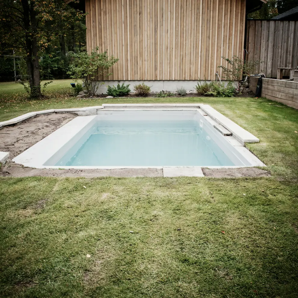 bygga pool alvsjo
